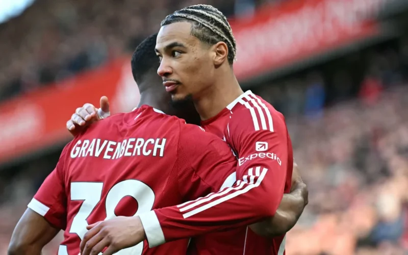 هوغو إكيتيكي يكشف سر عدم رضاه مع ليفربول رغم تسجيله 16 هدفاً بقميص الريدز